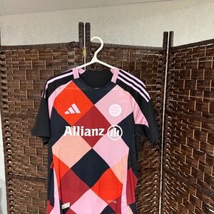 Bayern Munich 2025 Third Away Jersey